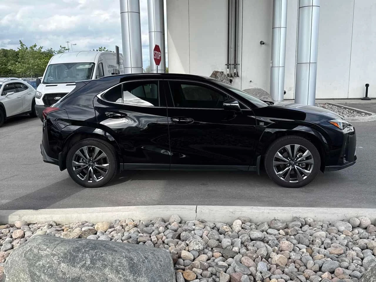Lexus UX 300h  * CARFAX * ОПЦИЯ ЗА ФИНАНСИРАНЕ, снимка 3 - Автомобили и джипове - 55167190