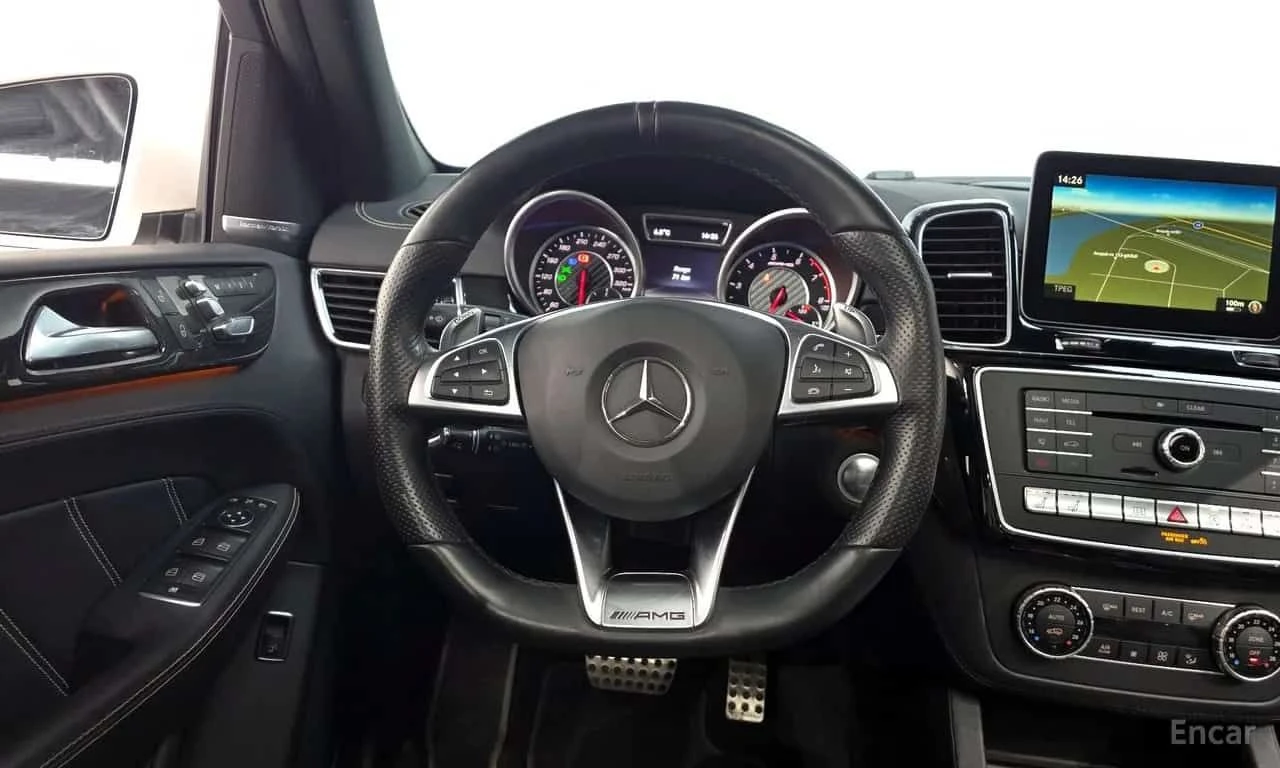 Mercedes-Benz GLE 63 AMG * AMG GLE63 4MATIC * , снимка 13 - Автомобили и джипове - 55569605
