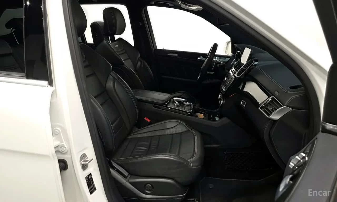 Mercedes-Benz GLE 63 AMG * AMG GLE63 4MATIC * , снимка 11 - Автомобили и джипове - 55569605