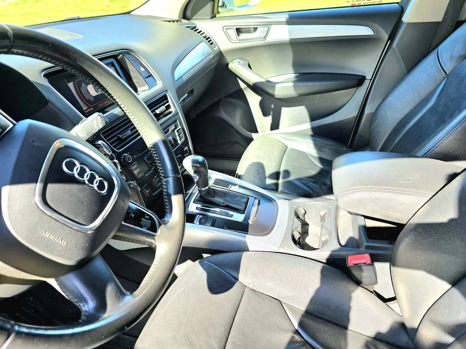 Audi Q5, снимка 7 - Автомобили и джипове - 56370019