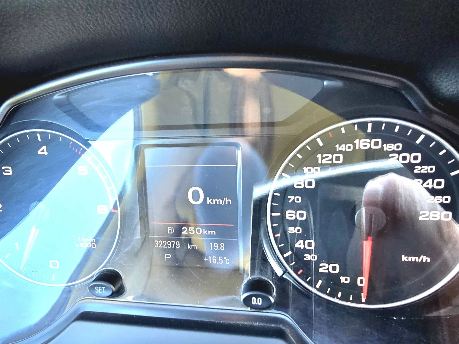 Audi Q5, снимка 15 - Автомобили и джипове - 56370019
