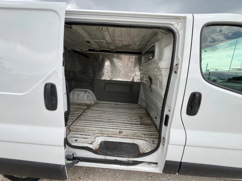 Opel Vivaro 2.0CDTI, 115kc.ЛИЗИНГ, снимка 9 - Бусове и автобуси - 50830742