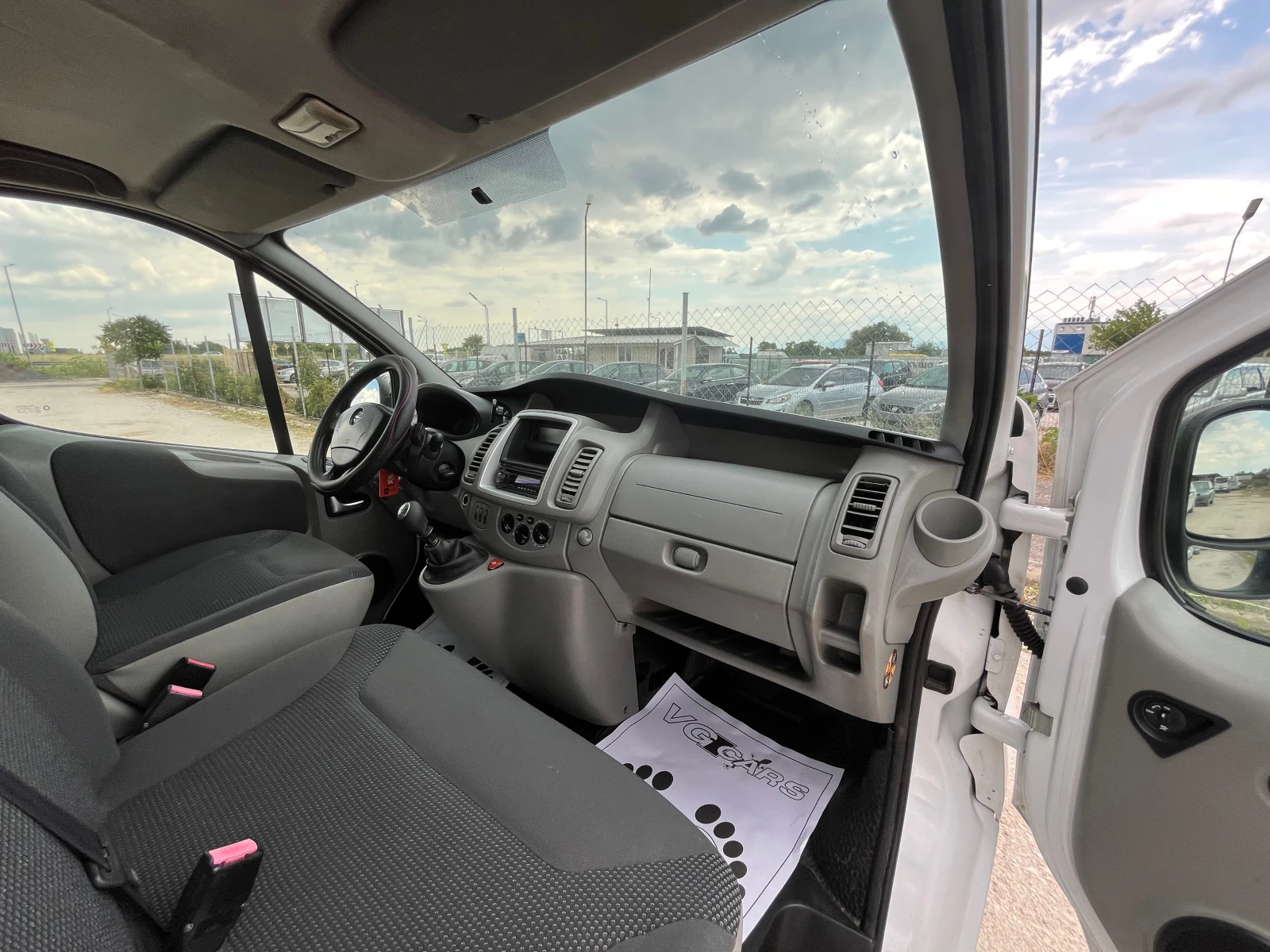 Opel Vivaro 2.0CDTI, 115kc. | Mobile.bg   14