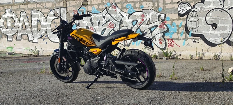 Royal Enfield Hymalayan Guerrilla 452