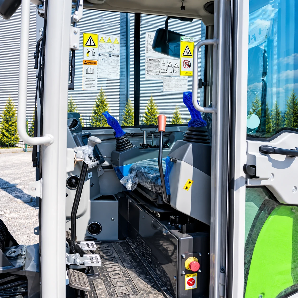 Багер ZOOMLION ZE26GU, снимка 8 - Индустриална техника - 54944716