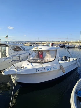 Моторна яхта Quicksilver 620, снимка 1