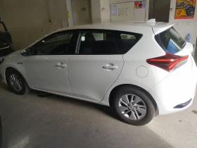 Toyota Auris 1.8 Hybrid euro 6b | Mobile.bg    4