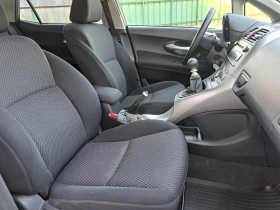 Toyota Auris 1.6i* FACELIFT* 132к.с., снимка 12