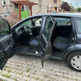 Ford Fiesta 1.3i, снимка 8 - Автомобили и джипове - 54821980