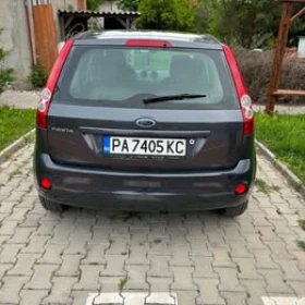 Ford Fiesta 1.3i, снимка 6 - Автомобили и джипове - 54821980