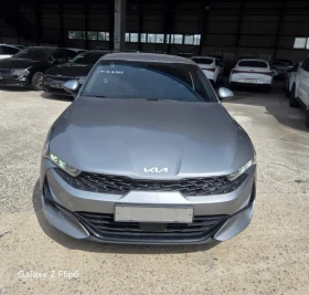 ������ Kia K5