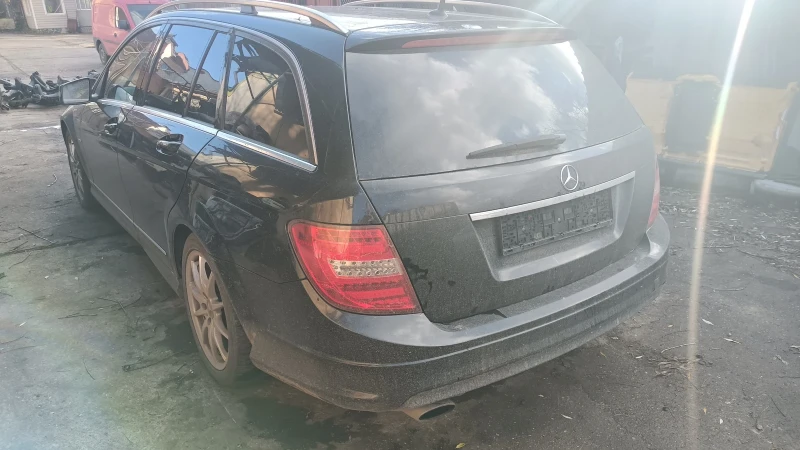 Mercedes-Benz C 220 220cdi AMG, снимка 6 - Автомобили и джипове - 24980072