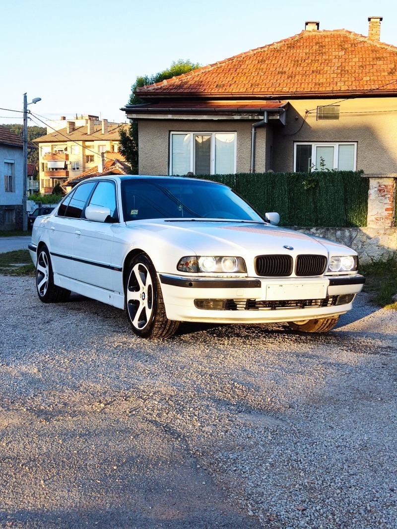 BMW 740 М60b40, снимка 1 - Автомобили и джипове - 46096463