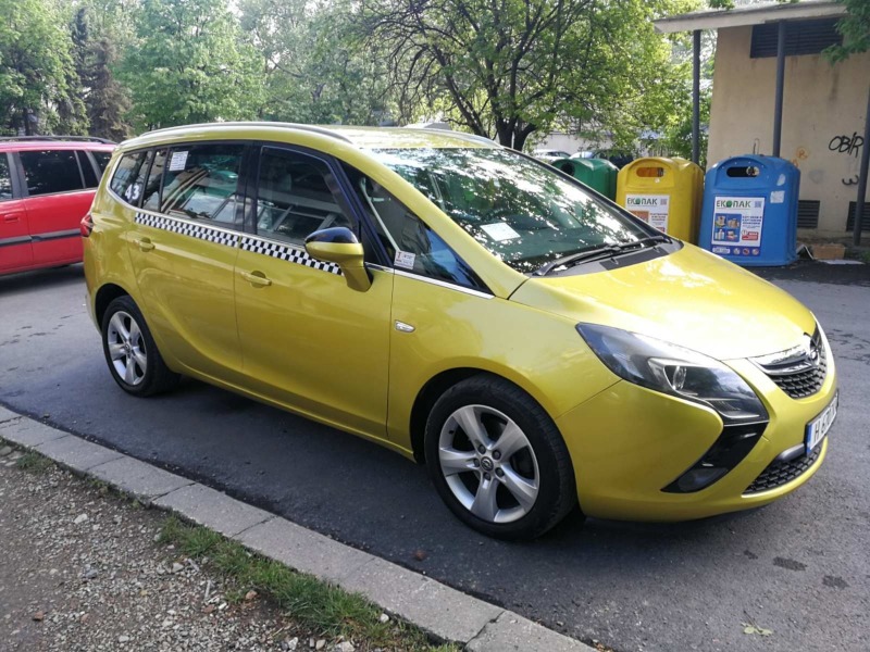 Opel Zafira 1.6i metan, снимка 3 - Автомобили и джипове - 46406994