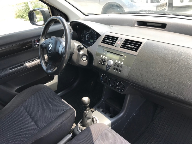 Suzuki Swift 1.3i-93кс.-бензин, снимка 11 - Автомобили и джипове - 46565528