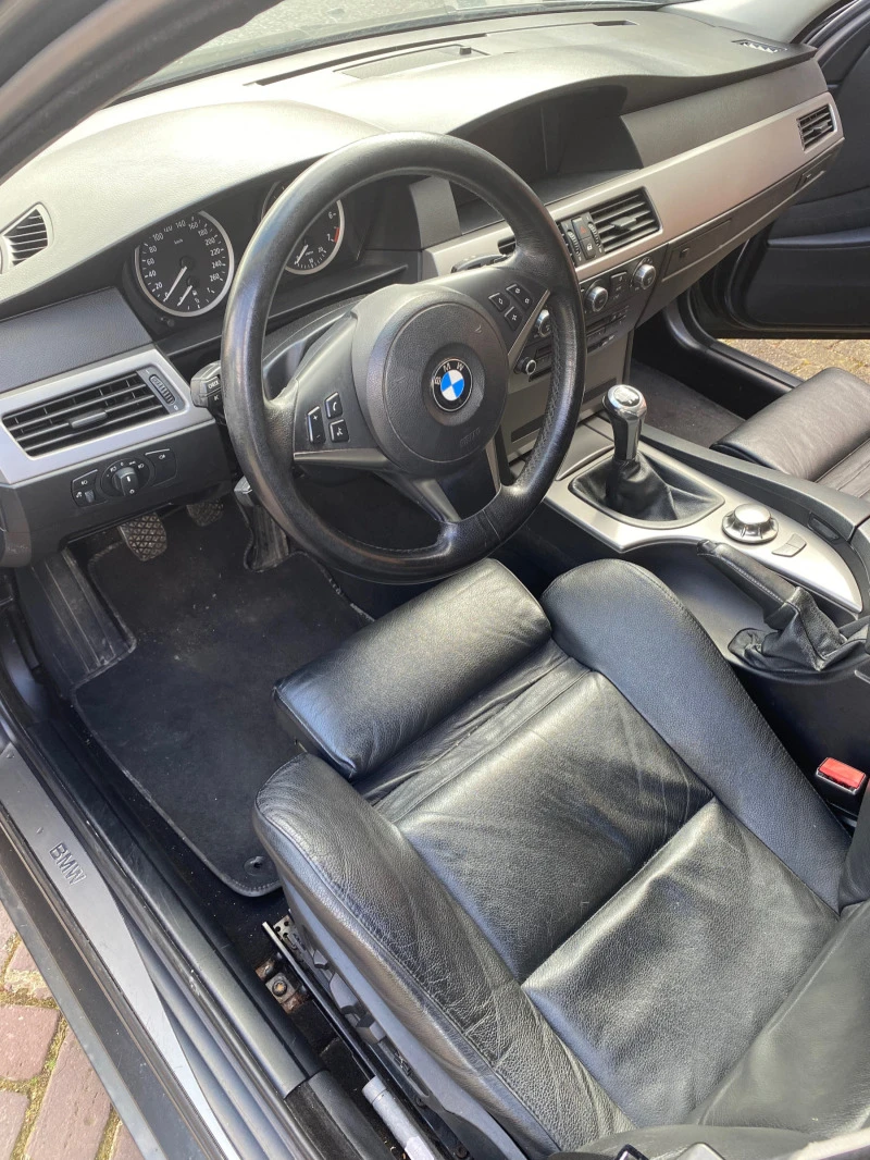 BMW 525 Touring (E61), снимка 10 - Автомобили и джипове - 47226428