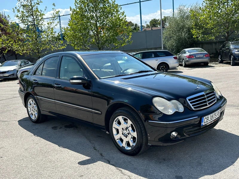 Mercedes-Benz C 240 i Автоматик, снимка 6 - Автомобили и джипове - 47179426