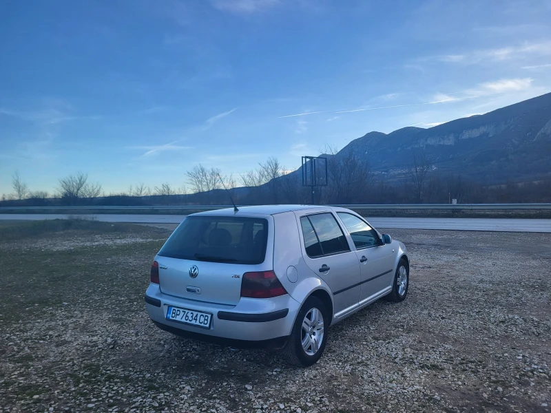 VW Golf 1.9TDi, снимка 5 - Автомобили и джипове - 48581209