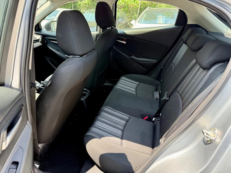 Mazda 2 SkyG, снимка 14 - Автомобили и джипове - 50582465