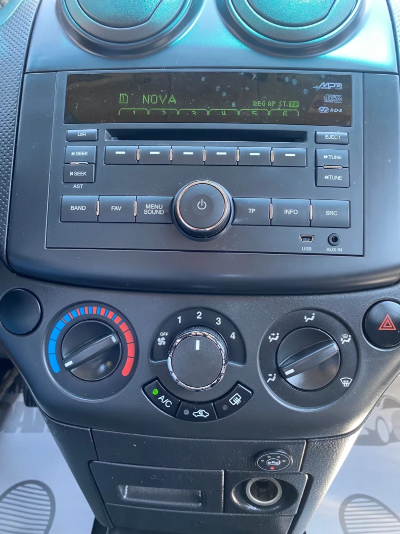 Chevrolet Aveo 1.2i/ГАЗ/EURO.5B/РЕАЛНИ КМ ! ! ! , снимка 13 - Автомобили и джипове - 50807393