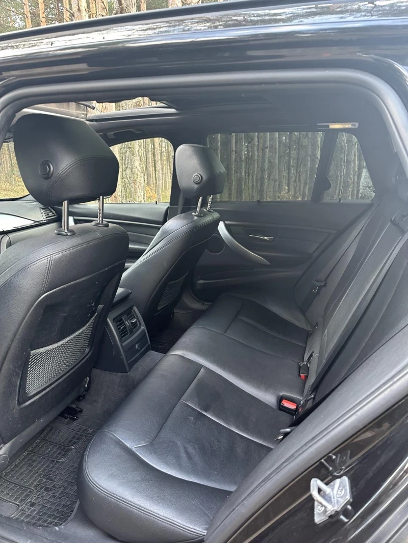 BMW 330 xDrive, снимка 13 - Автомобили и джипове - 52673053