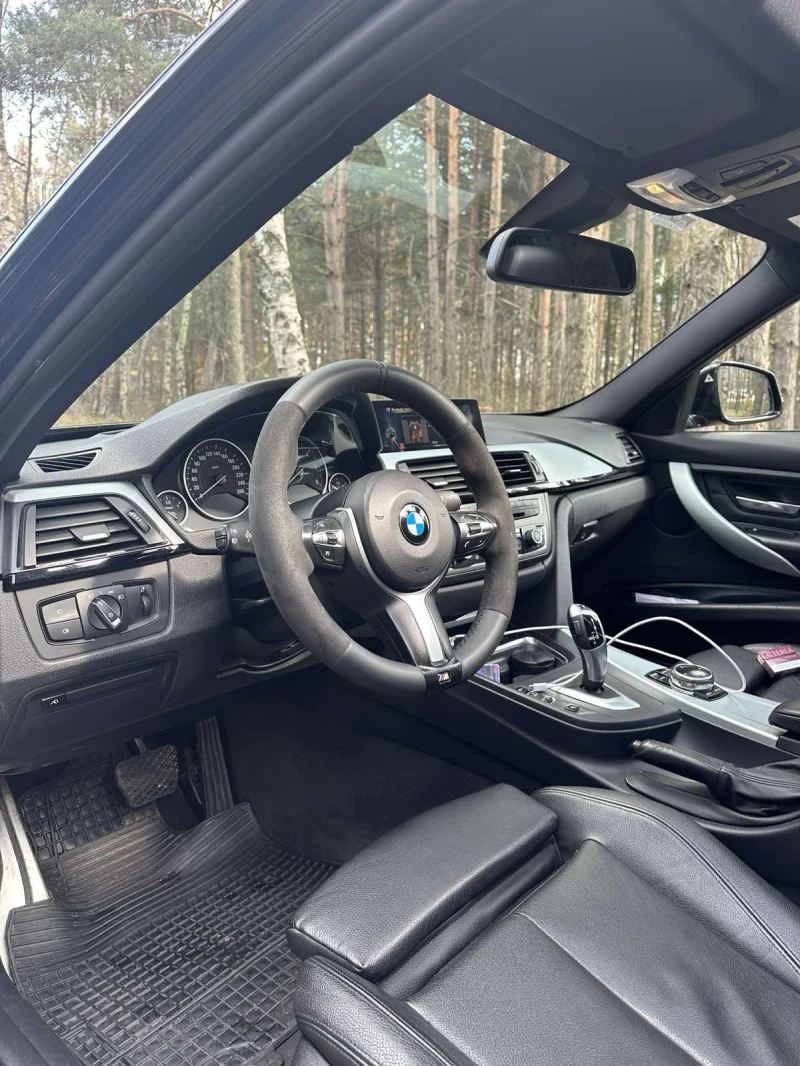 BMW 330 xDrive, снимка 10 - Автомобили и джипове - 52673053