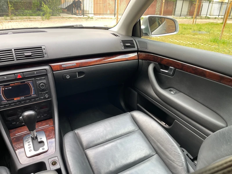 Audi A4 ABANT Quattro, снимка 10 - Автомобили и джипове - 52029943