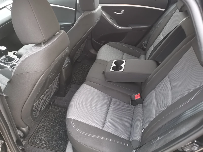 Hyundai I30 1, 6 GRDI DISEL, снимка 8 - Автомобили и джипове - 52745832