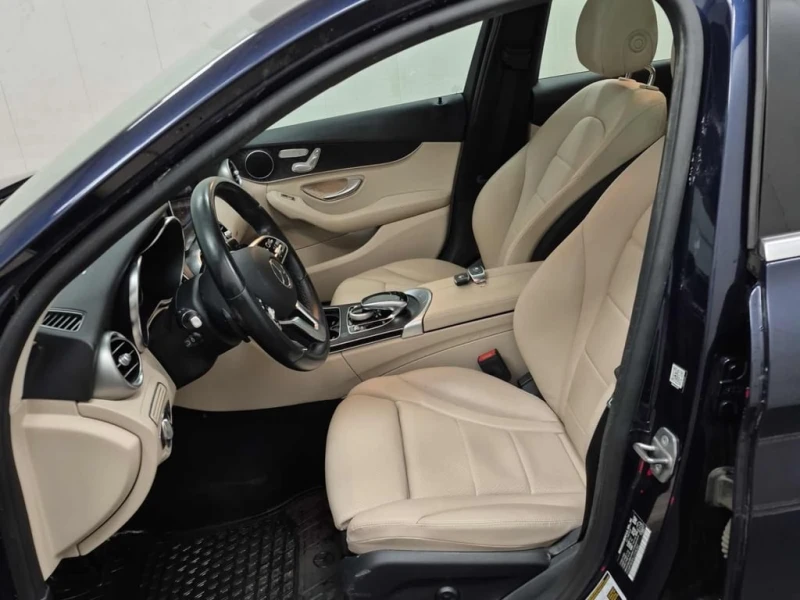Mercedes-Benz C 300 * CARFAX * БЕЗ ПЪРВОНАЧАЛНА ВНОСКА, снимка 9 - Автомобили и джипове - 52869273