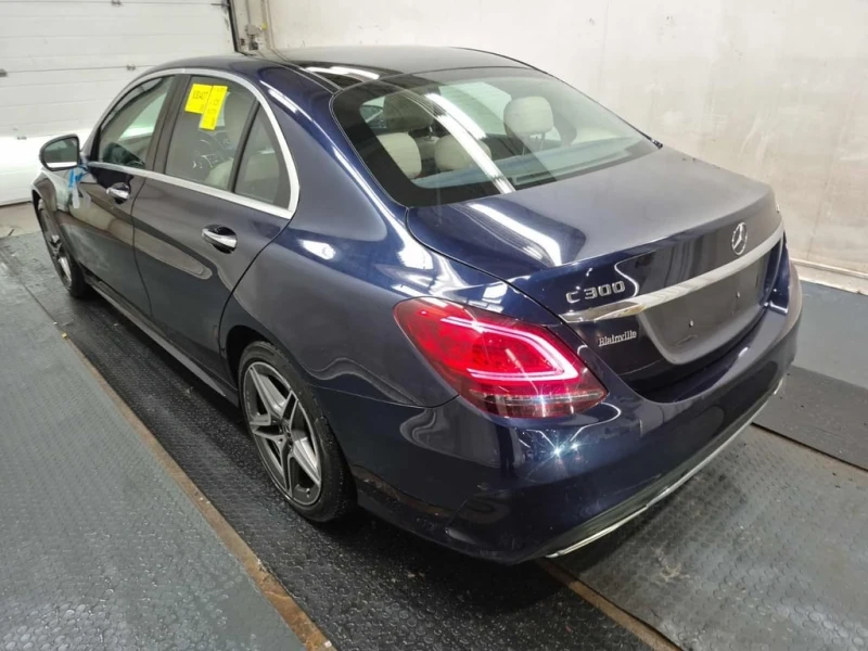 Mercedes-Benz C 300 * CARFAX * БЕЗ ПЪРВОНАЧАЛНА ВНОСКА, снимка 2 - Автомобили и джипове - 52869273