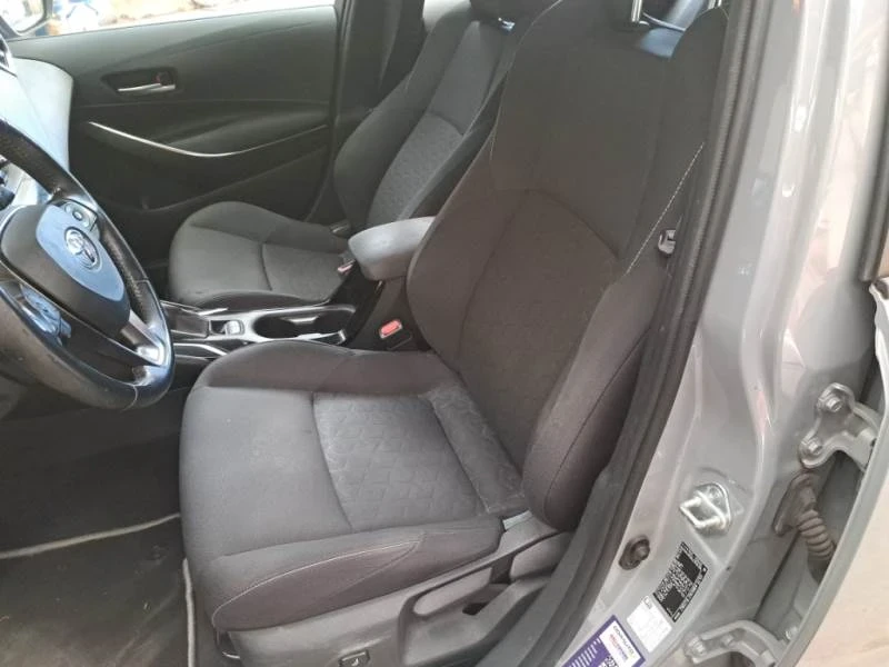 Toyota Corolla 1.8 Хибрид 2020г Euro 6D Комби - изображение 6