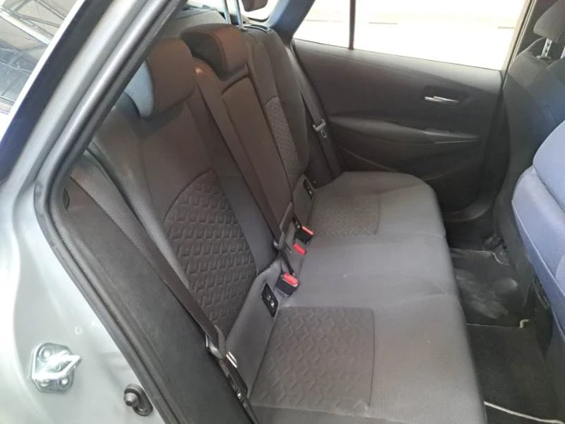 Toyota Corolla 1.8 Хибрид 2020г Euro 6D Комби - изображение 7