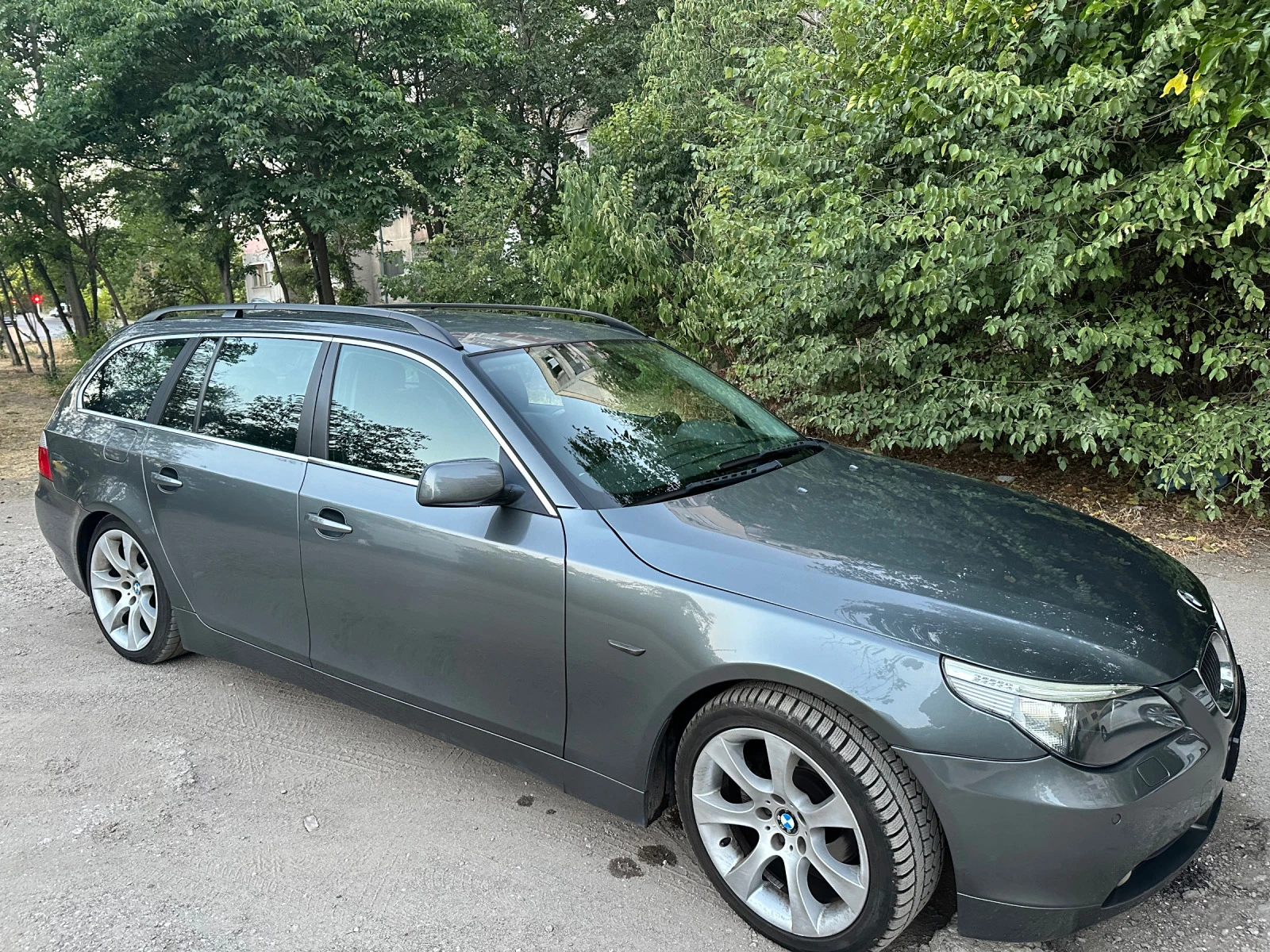 BMW 525 Touring (E61) - изображение 2