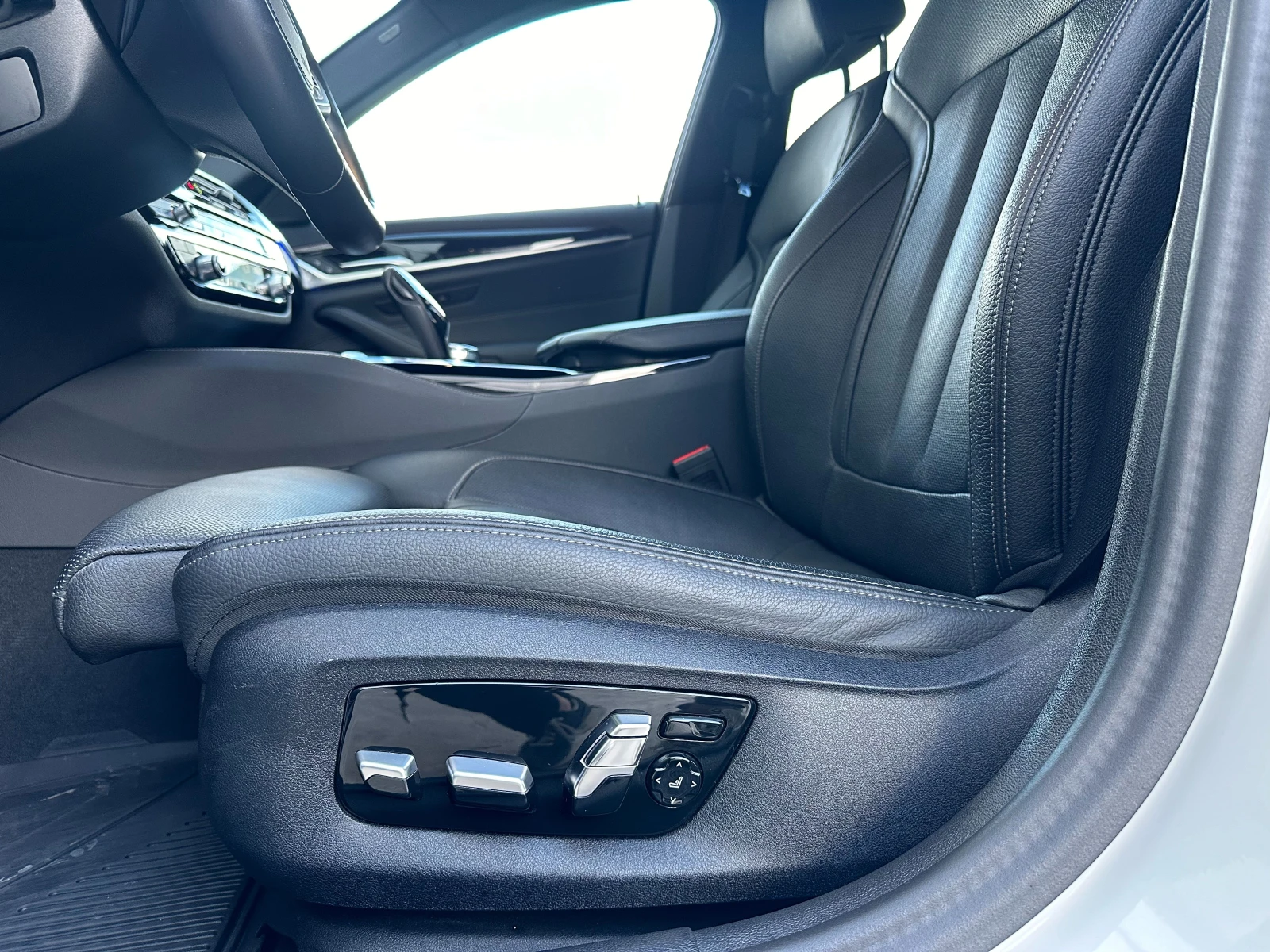 BMW 540 d xDrive в Гаранция - изображение 6