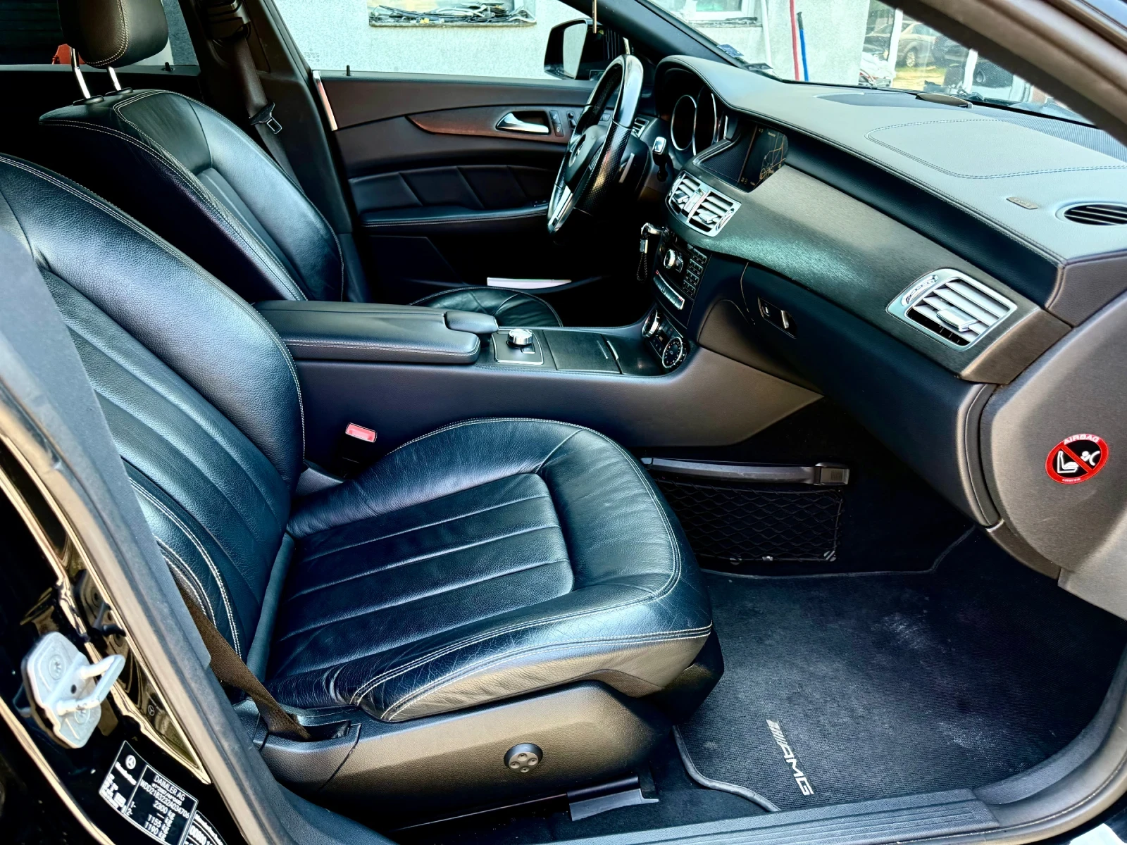 Mercedes-Benz CLS 350 6.3 AMG Pack - изображение 8
