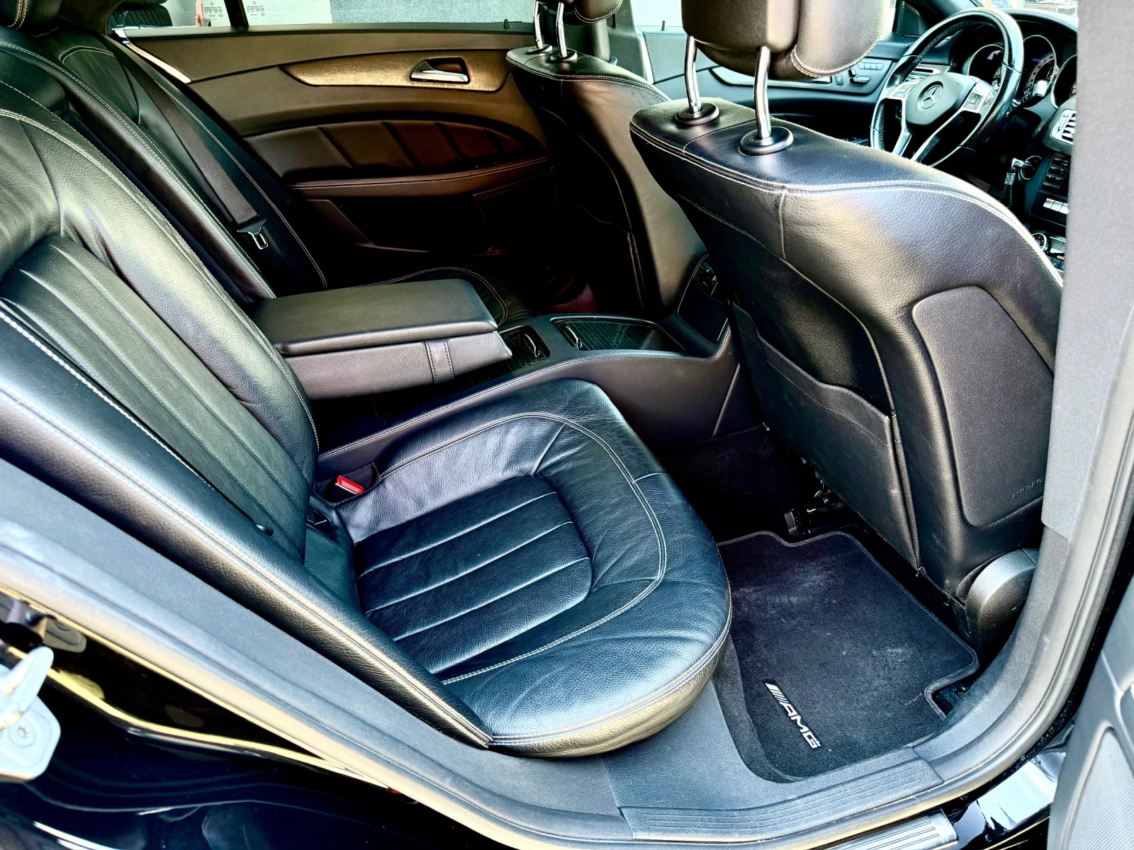 Mercedes-Benz CLS 350 6.3 AMG Pack - изображение 9