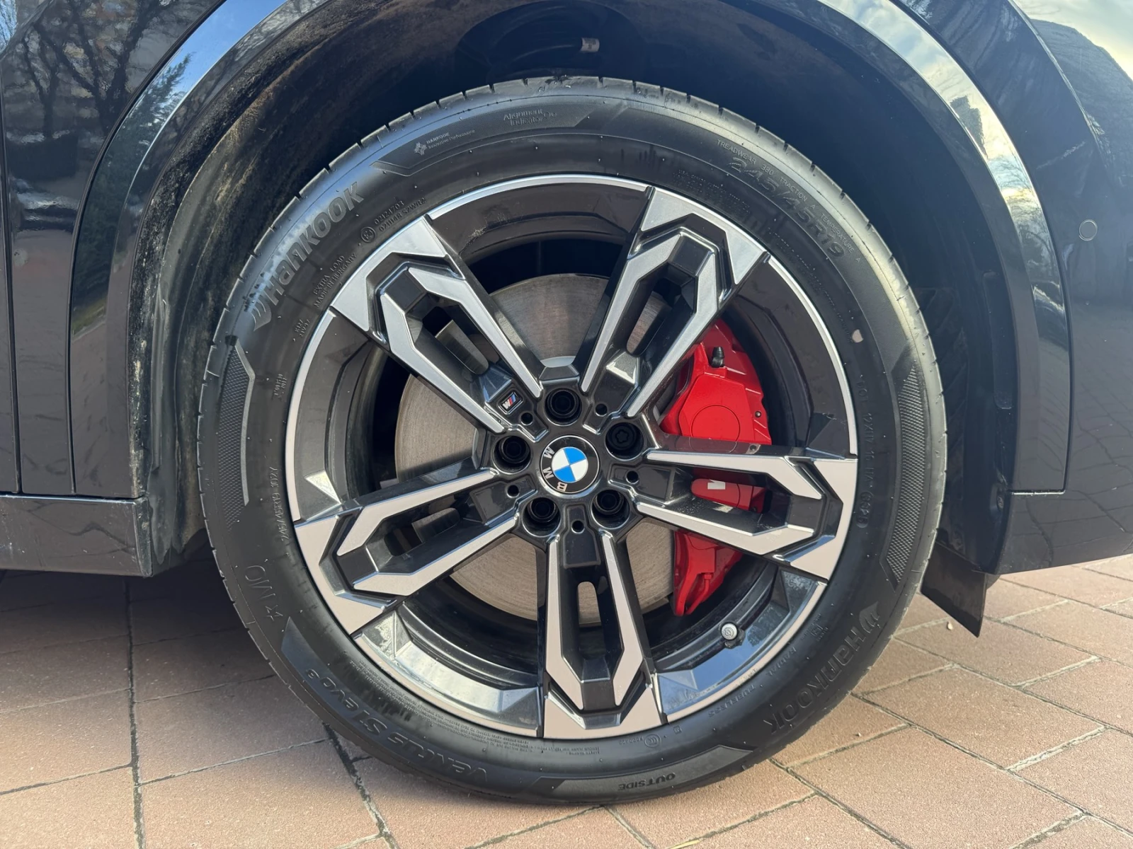 BMW iX2 eDrive20 - изображение 9