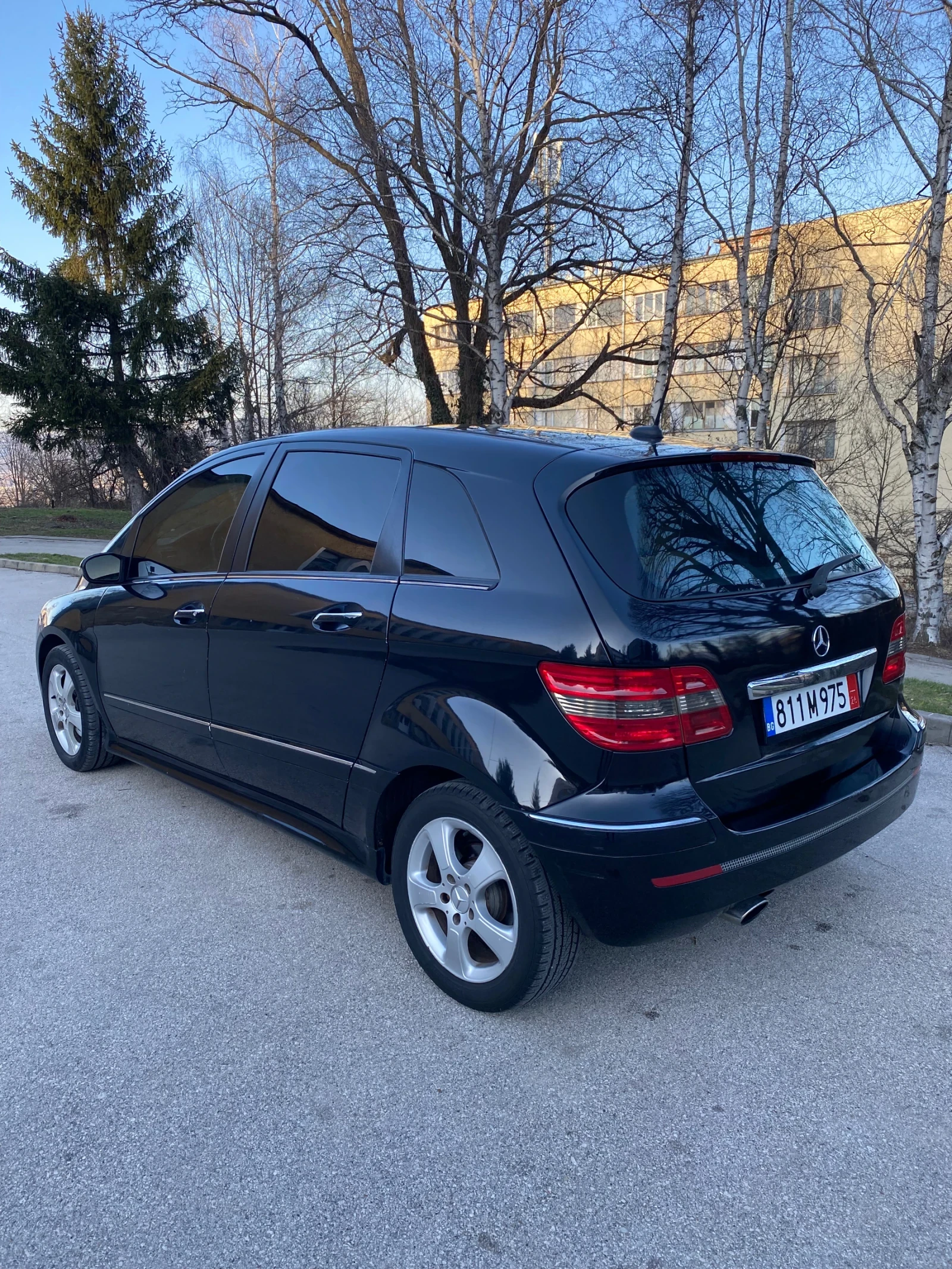 Mercedes-Benz B 180, снимка 4 - Автомобили и джипове - 53738521