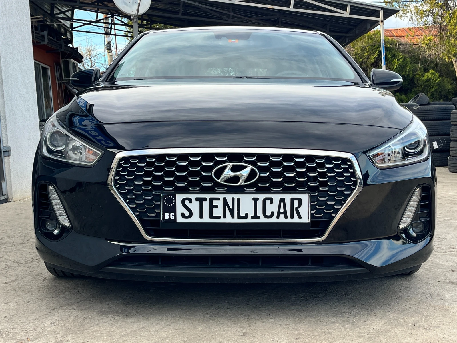 Hyundai I30 1.4i АВТОМАТИК, снимка 4 - Автомобили и джипове - 54185744