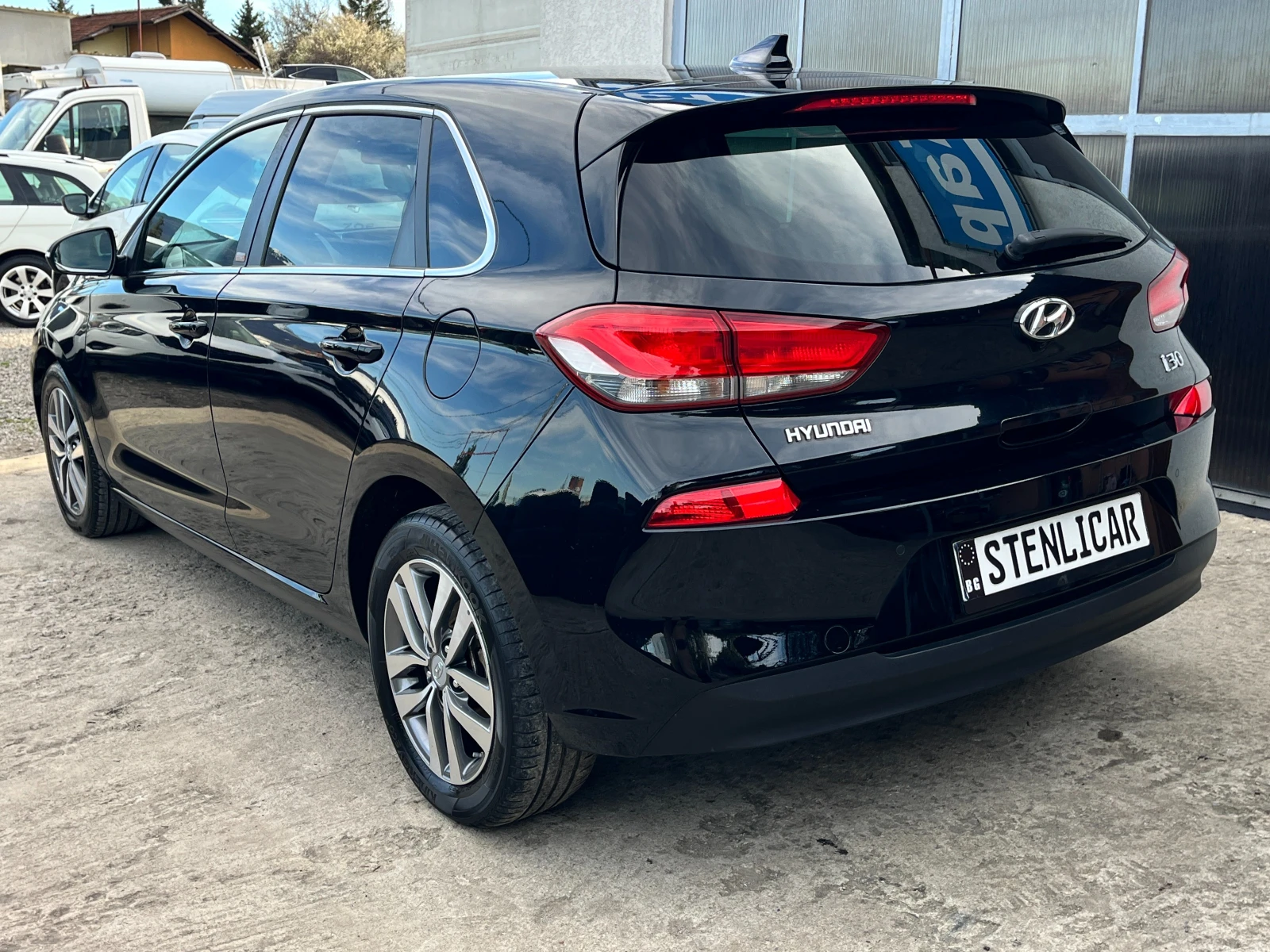 Hyundai I30 1.4i АВТОМАТИК, снимка 8 - Автомобили и джипове - 54185744