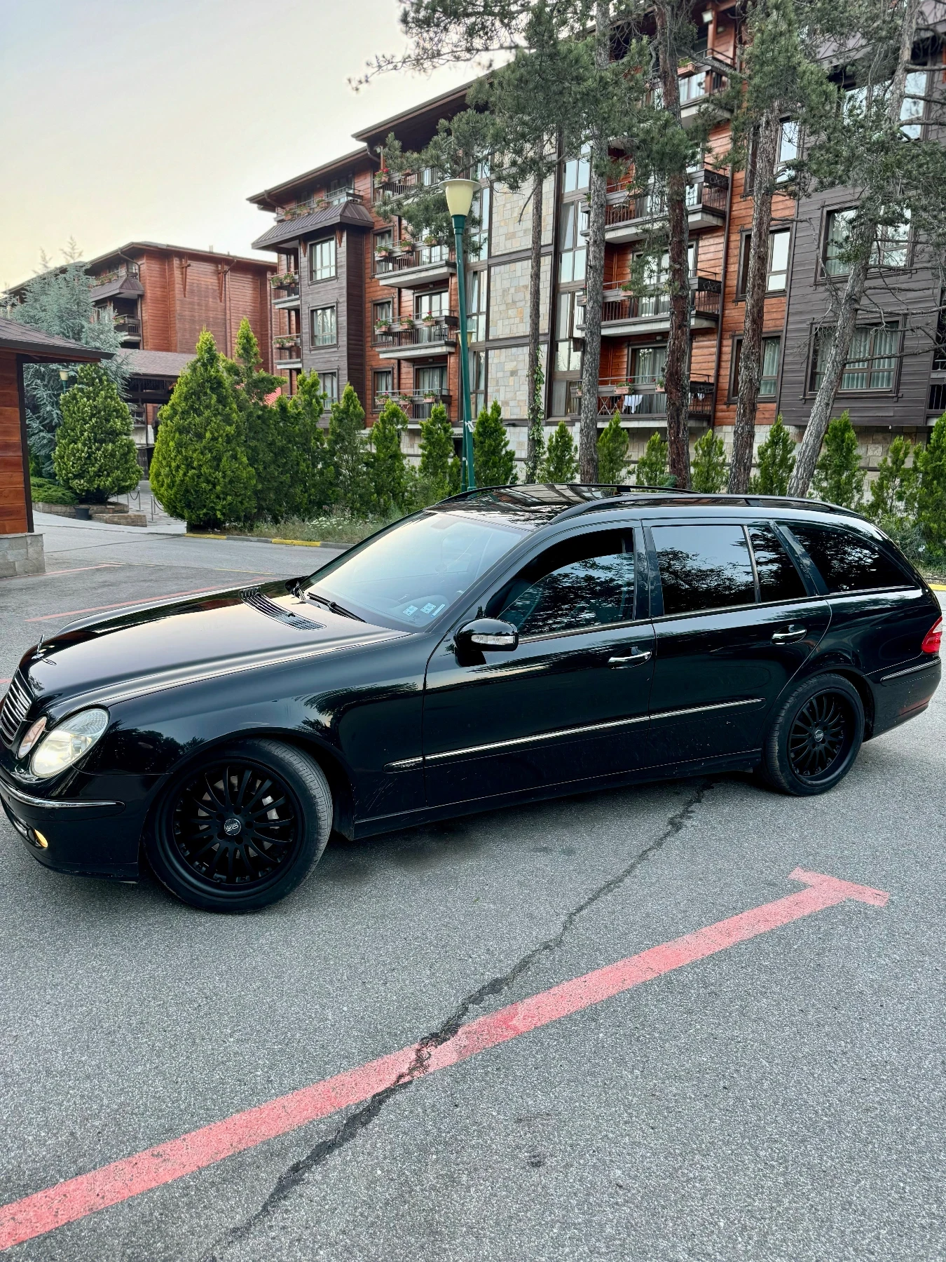 Mercedes-Benz E 320, снимка 3 - Автомобили и джипове - 54423262