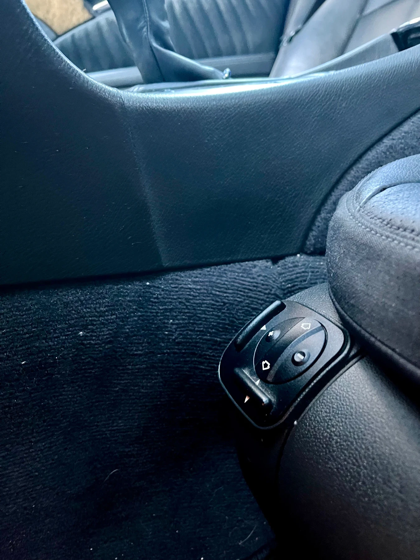Mercedes-Benz E 320, снимка 10 - Автомобили и джипове - 54423262