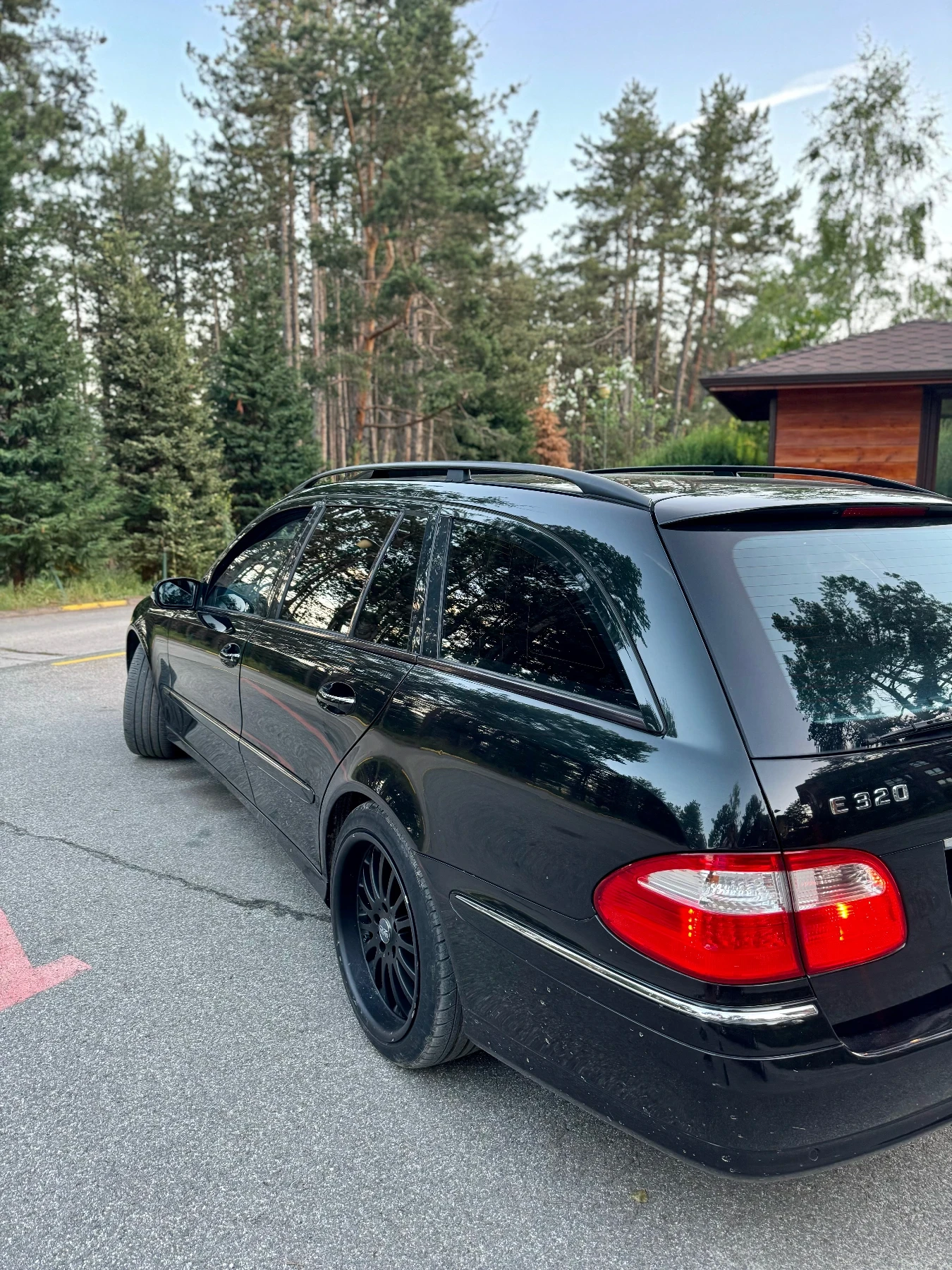 Mercedes-Benz E 320, снимка 4 - Автомобили и джипове - 54423262