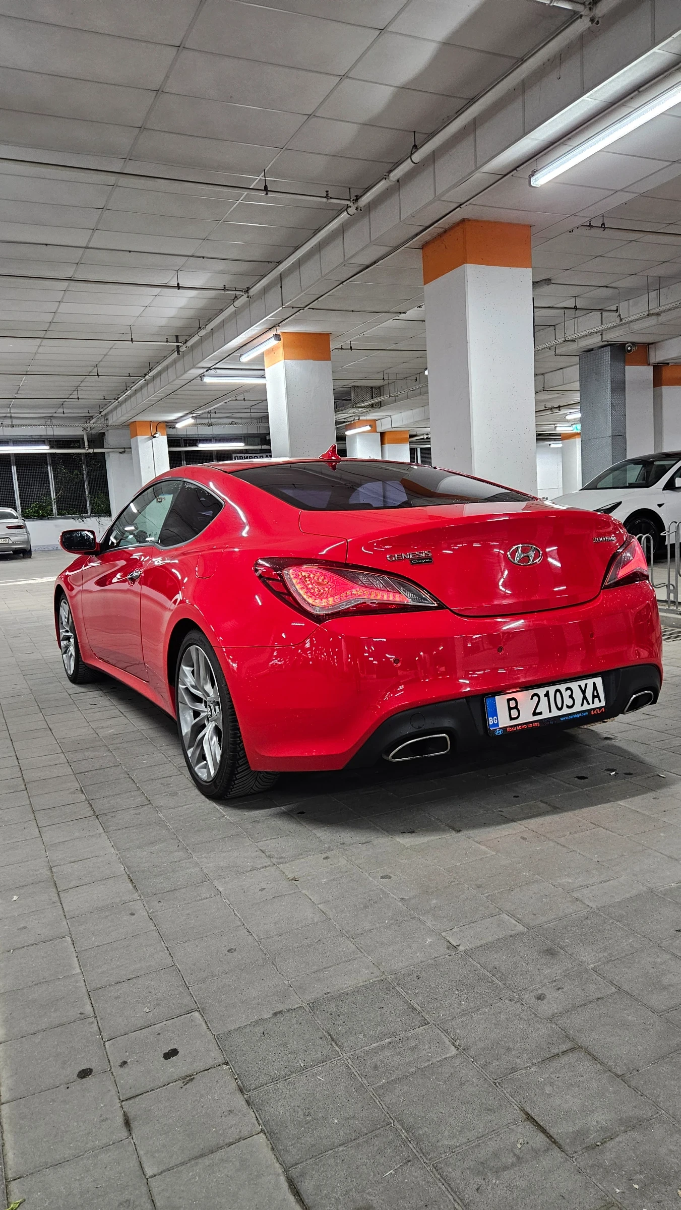 Hyundai Genesis Bk2, снимка 4 - Автомобили и джипове - 54683884