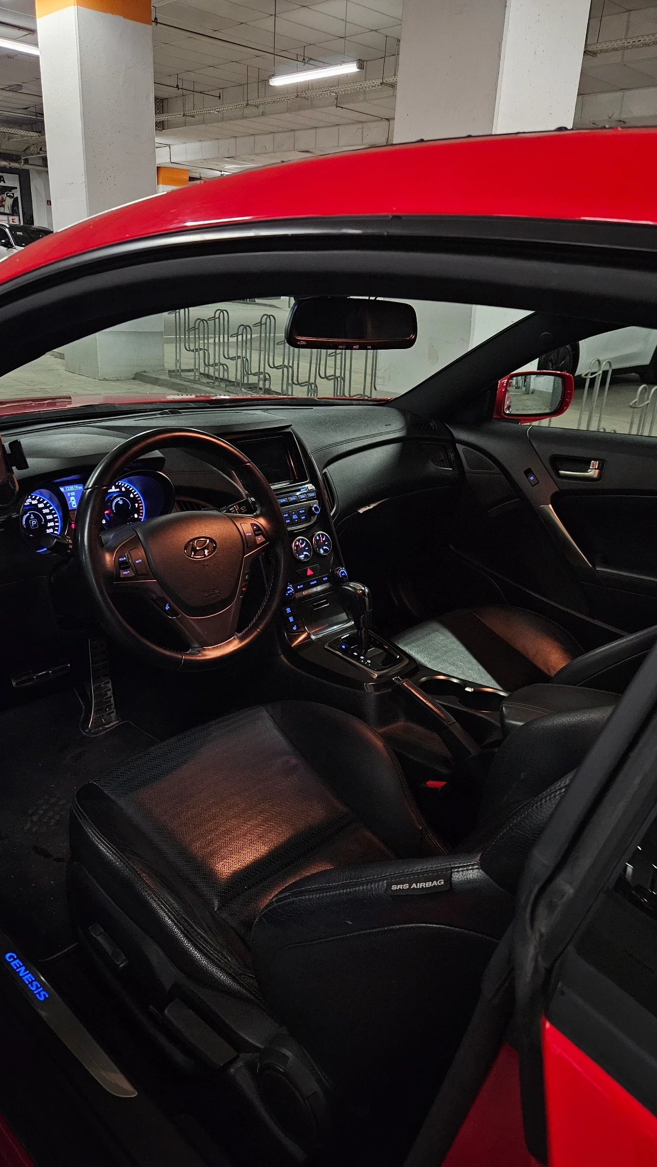 Hyundai Genesis Bk2, снимка 5 - Автомобили и джипове - 54683884