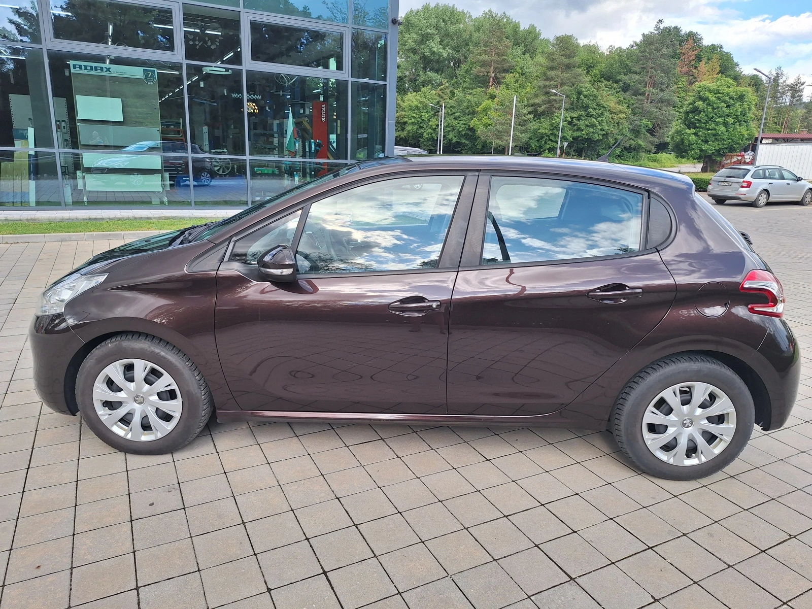 Peugeot 208 1.4HDI Euro5 Braun, снимка 5 - Автомобили и джипове - 54758839