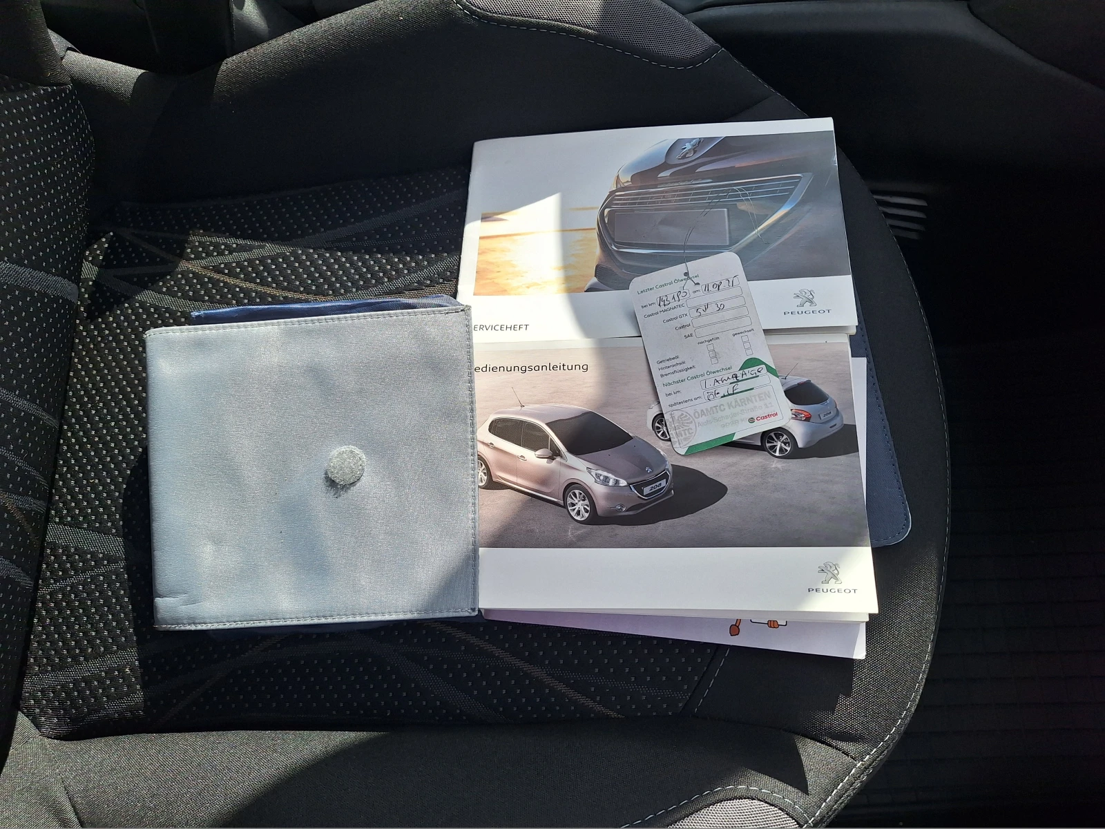 Peugeot 208 1.4HDI Euro5 Braun, снимка 16 - Автомобили и джипове - 54758839