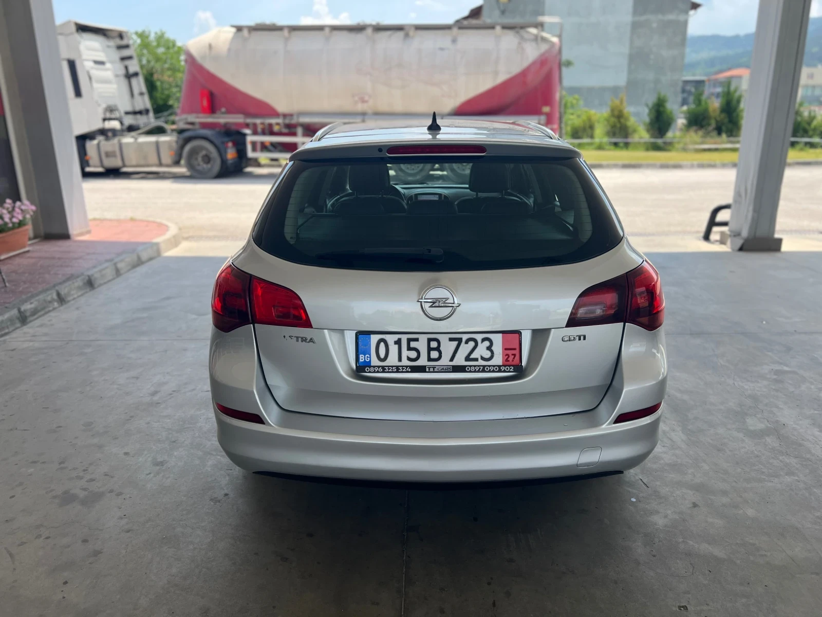 Opel Astra 1.7CDTI 125kc NAVI Италия, снимка 7 - Автомобили и джипове - 54801580