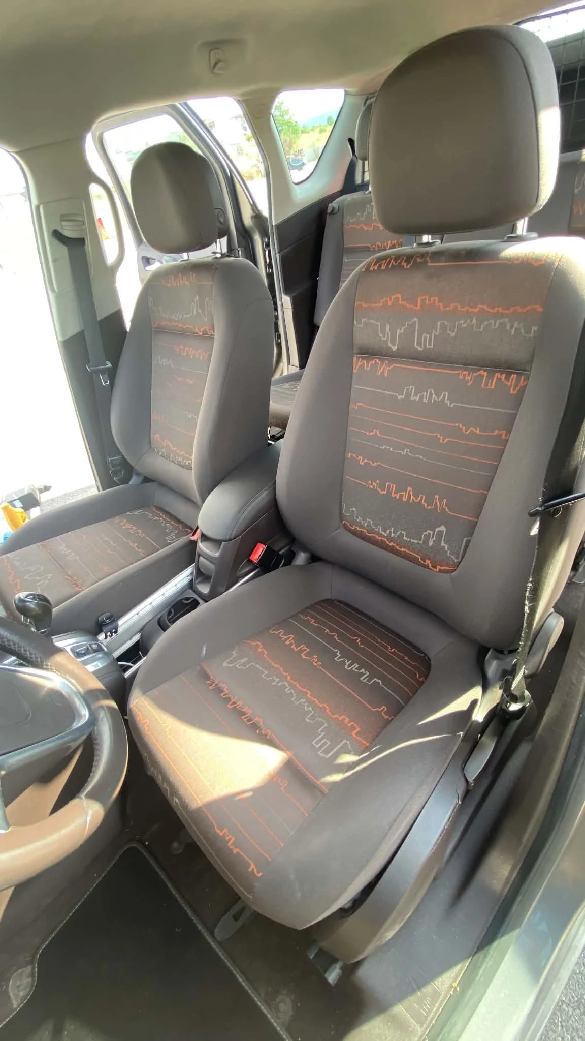 Opel Meriva 1.7 CDTI, снимка 9 - Автомобили и джипове - 55235376