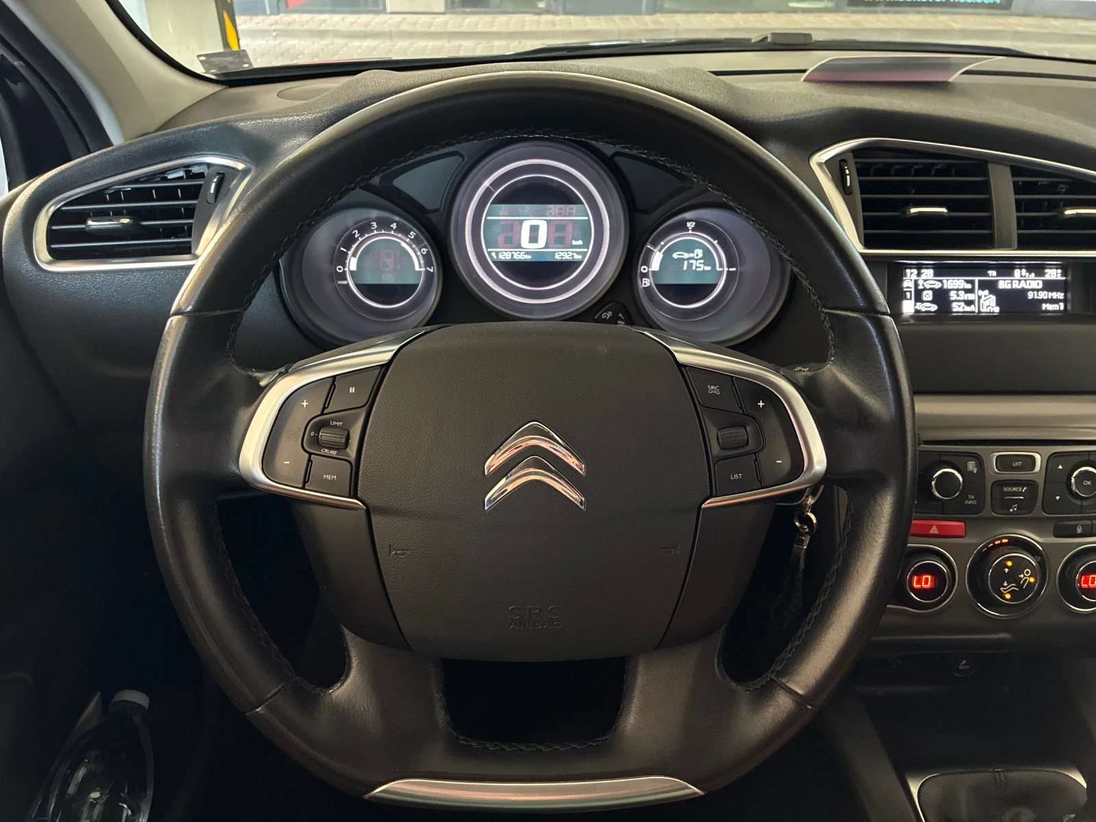 Citroen C4 1.6 HDI, 99 к.с., снимка 13 - Автомобили и джипове - 55509253
